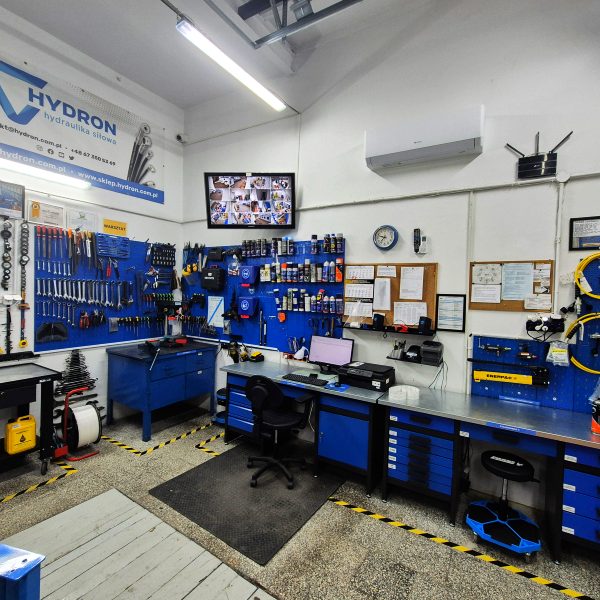 naprawa narzedzi hydraulicznych
